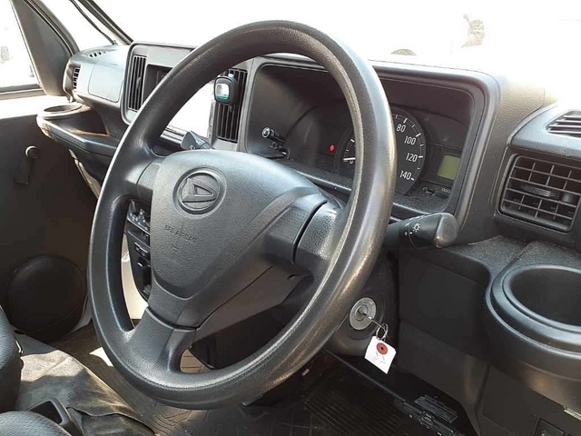 Daihatsu HIJET CARGO 2020-04 1076724-5