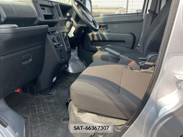 Daihatsu HIJET CARGO 2020-03 1076865-6