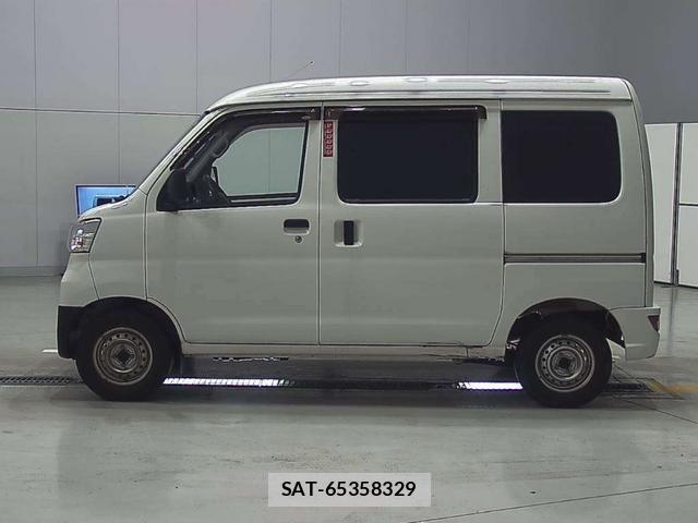 Daihatsu HIJET CARGO 2019-05 1076859-3