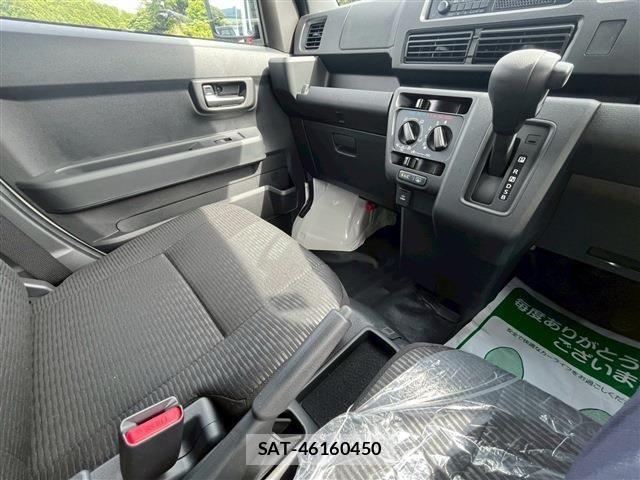 Daihatsu HIJET CARGO 2024-12 1085926-28