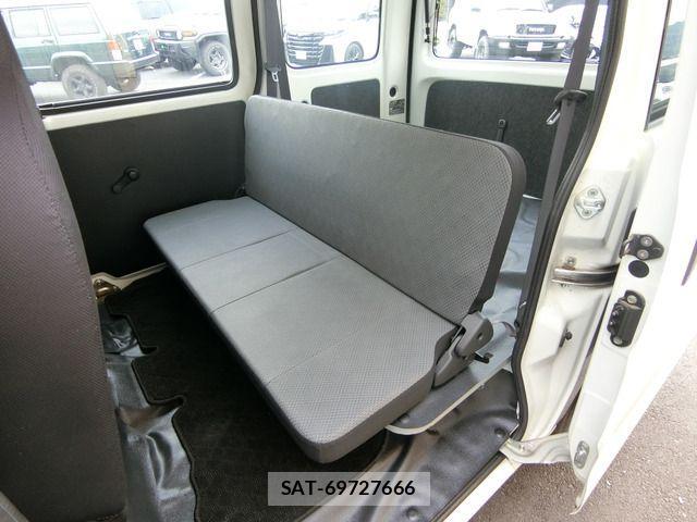 Daihatsu HIJET CARGO 2018-02 1092029-10