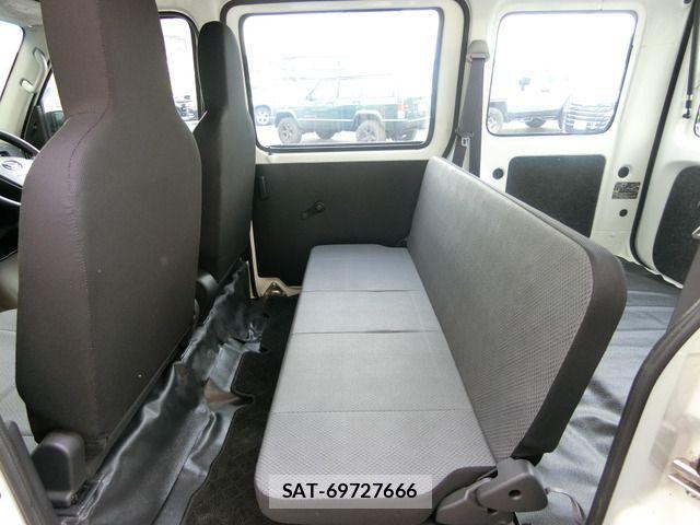 Daihatsu HIJET CARGO 2018-02 1092029-11