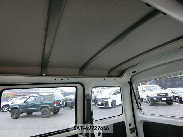 Daihatsu HIJET CARGO 2018-02 1092029-12