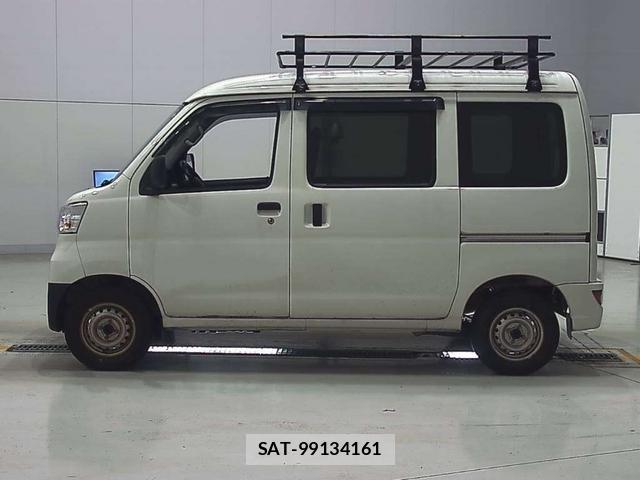 Daihatsu HIJET CARGO 2020-03 1076853-3