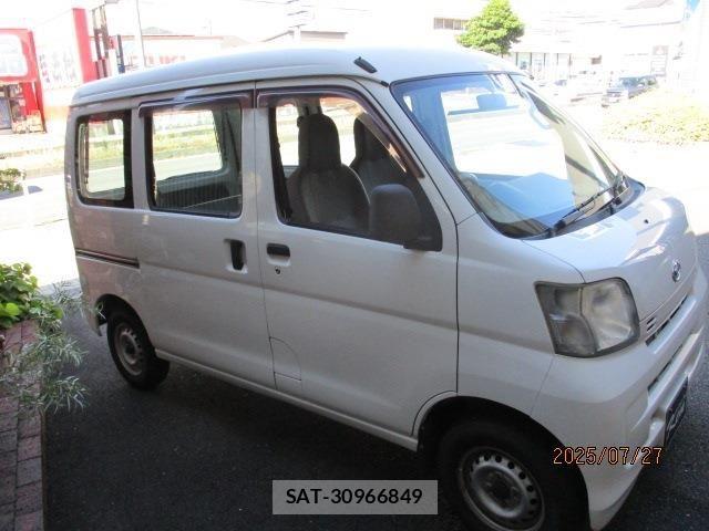 Daihatsu HIJET CARGO 2013-06 1206738-10