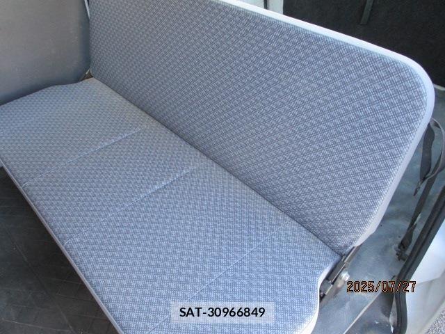 Daihatsu HIJET CARGO 2013-06 1206738-6