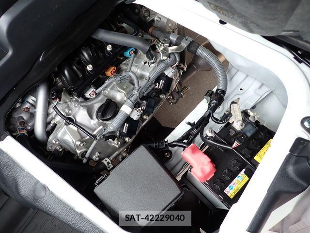 Daihatsu HIJET CARGO 2023-07 1299340-17