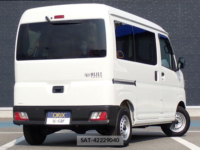 Daihatsu HIJET CARGO 2023-07 1299340-2