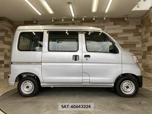 Daihatsu HIJET CARGO 2021-04 1299339-13