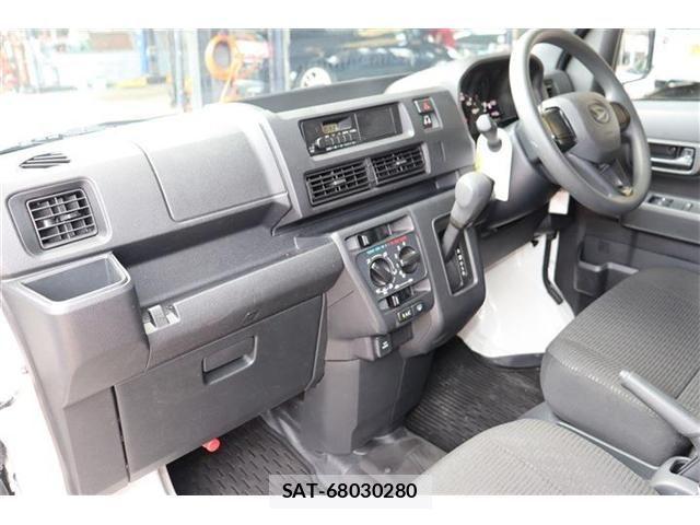 Daihatsu HIJET CARGO 2024-03 1302142-6