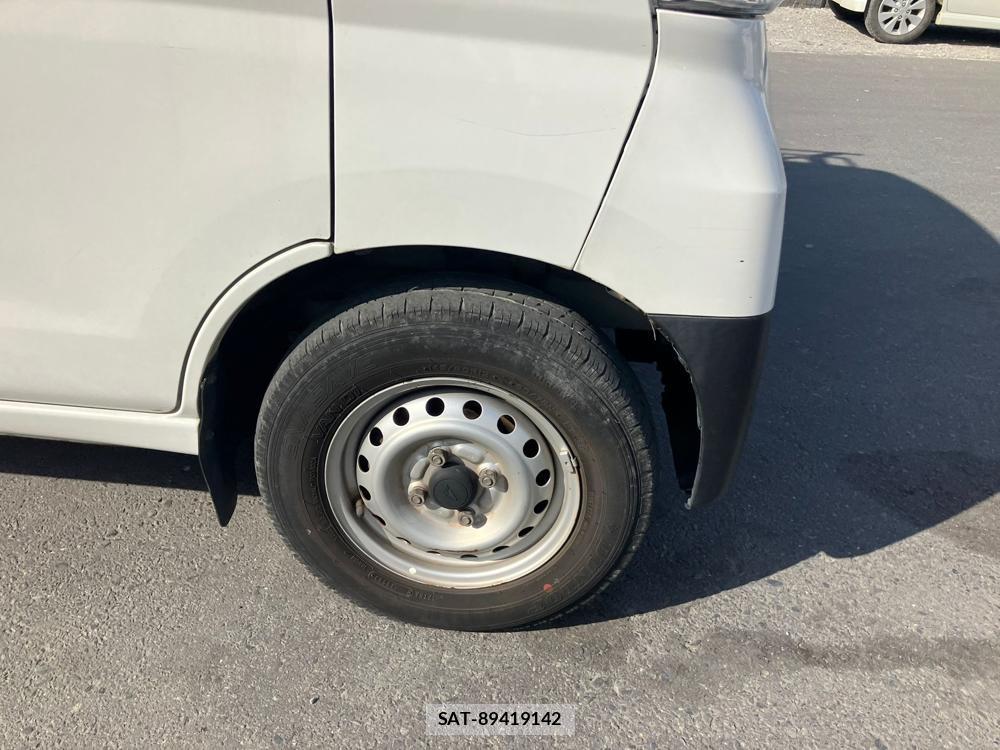 Daihatsu HIJET CARGO 2019 1300064-33