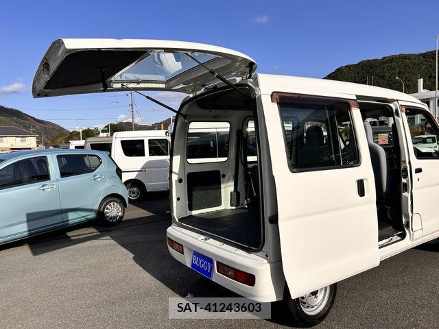 Daihatsu HIJET CARGO 2017-06 1825144-28