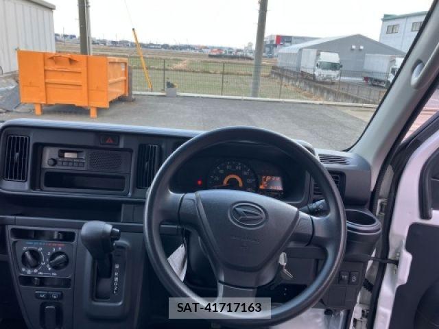 Daihatsu HIJET CARGO 2019-10 3375021-12