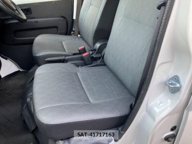 Daihatsu HIJET CARGO 2019-10 3375021-21