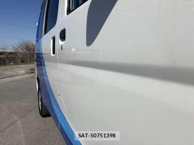 Daihatsu HIJET CARGO 2017-12 3714435-9