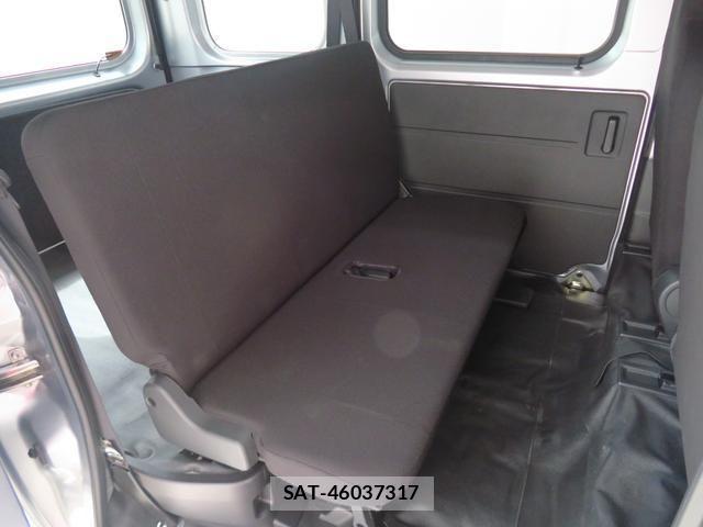 Daihatsu HIJET CARGO 2023-10 3832896-9