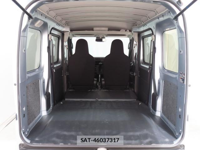 Daihatsu HIJET CARGO 2023-10 3832896-6