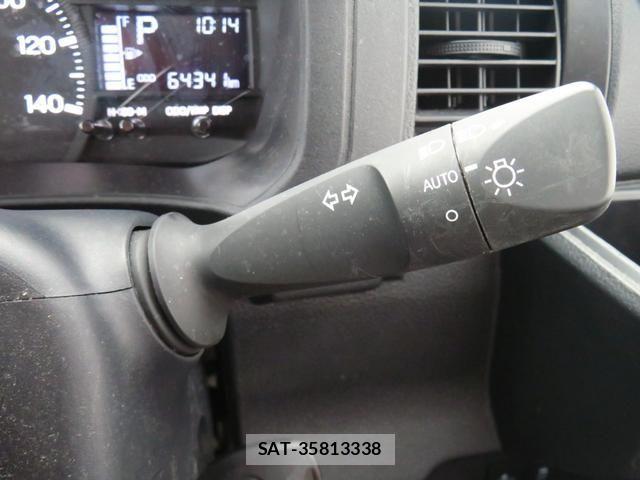 Daihatsu HIJET CARGO 2023-12 3832903-12