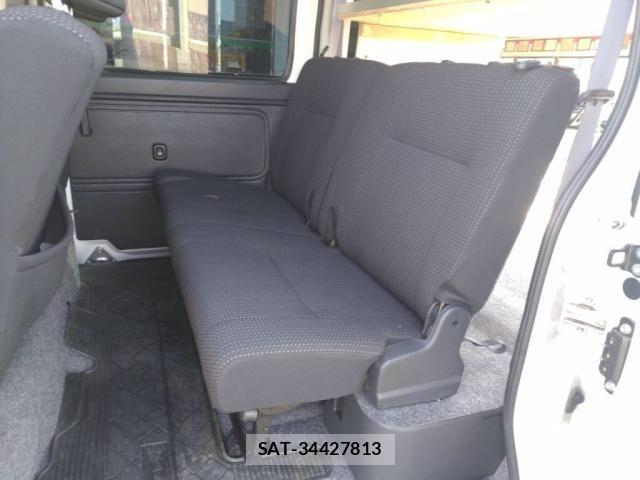Daihatsu HIJET CARGO 2019-05 4043306-24