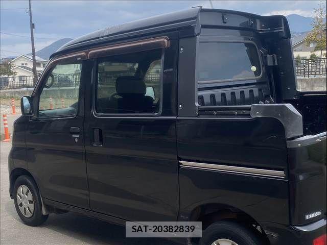Daihatsu HIJET CARGO 2010-11 4371082-17