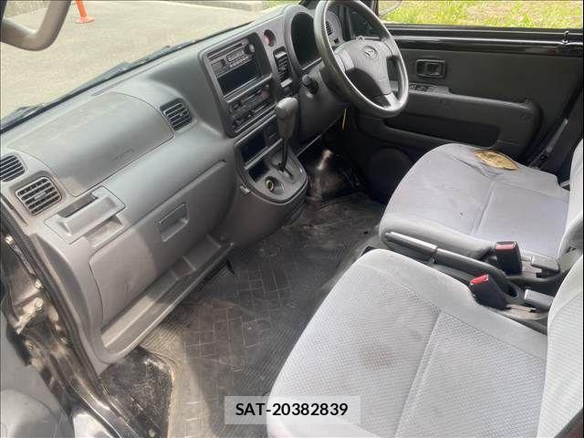 Daihatsu HIJET CARGO 2010-11 4371082-28
