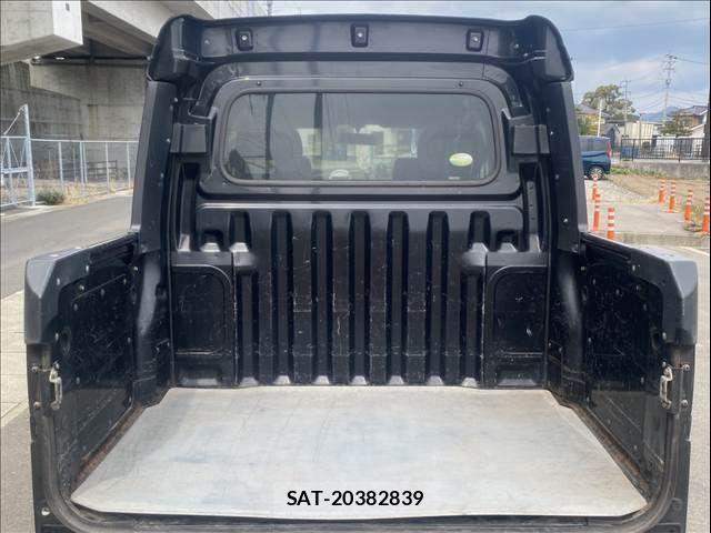 Daihatsu HIJET CARGO 2010-11 4371082-3