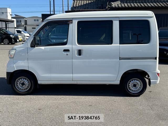 Daihatsu HIJET CARGO 2021-12 4593509-2