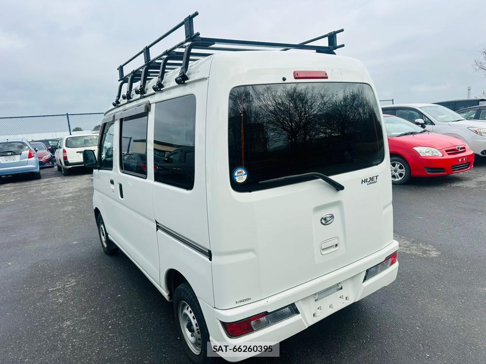 Daihatsu HIJET CARGO 2020 4668272-2