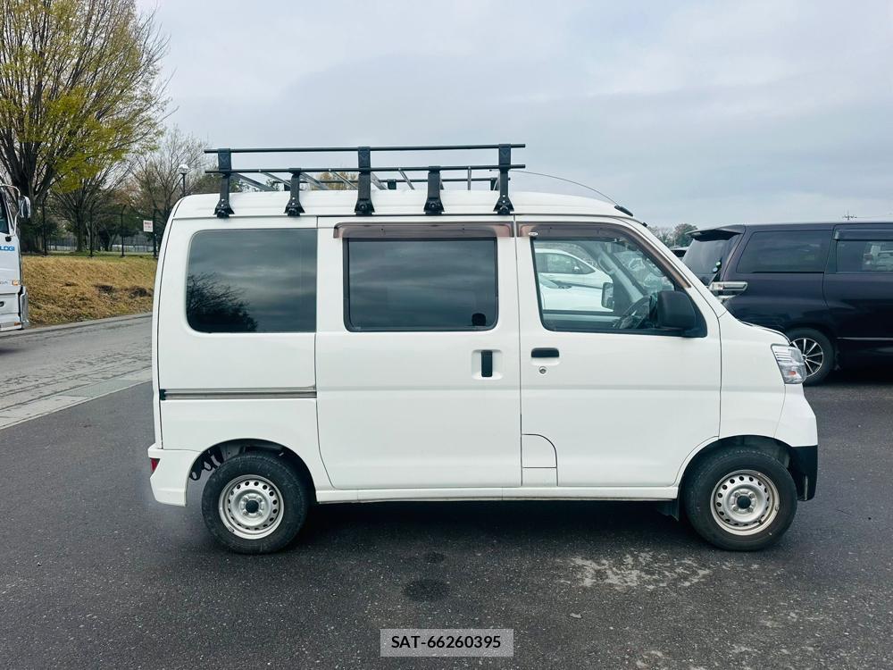 Daihatsu HIJET CARGO 2020 4668272-5