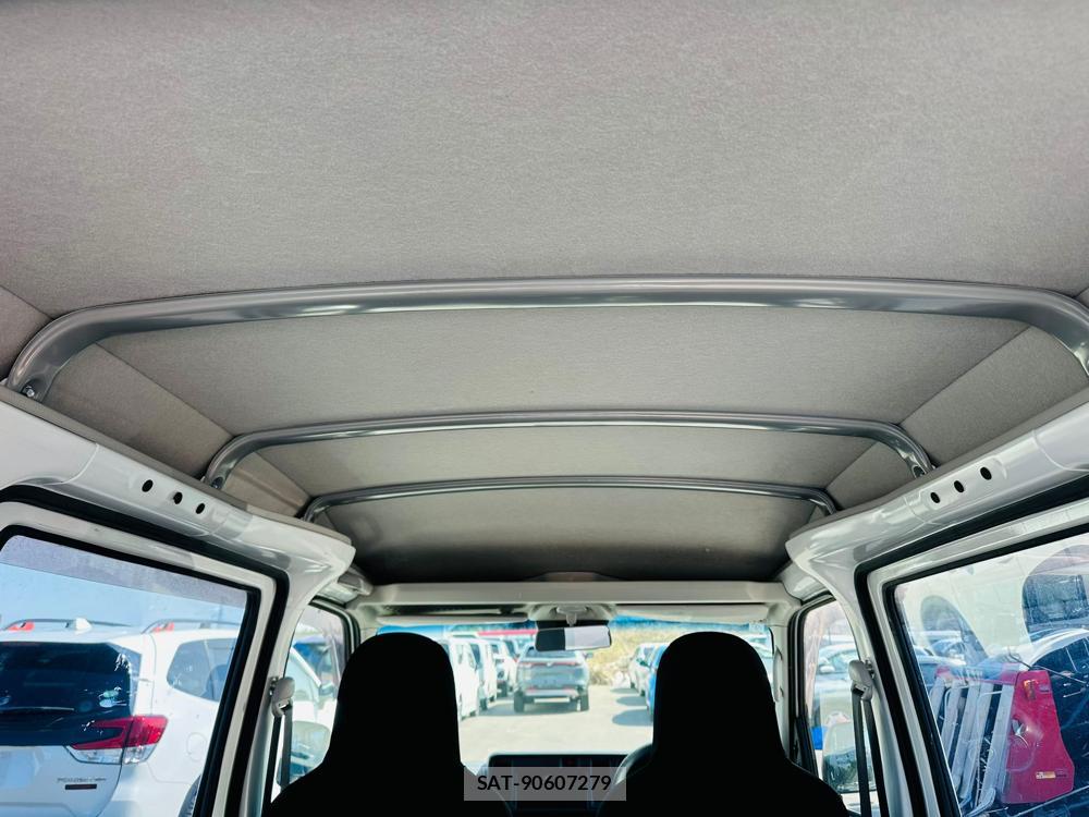 Daihatsu HIJET CARGO 2020 5048082-24