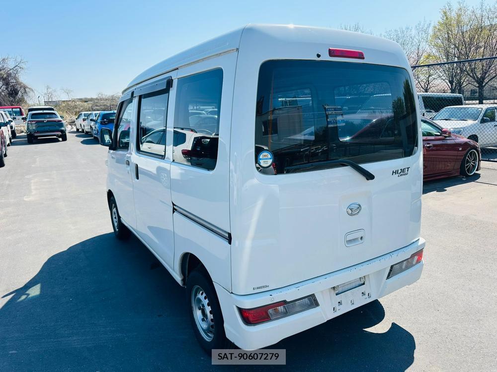 Daihatsu HIJET CARGO 2020 5048082-2
