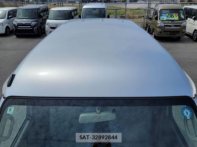 Daihatsu HIJET CARGO 2016-12 6000396-27