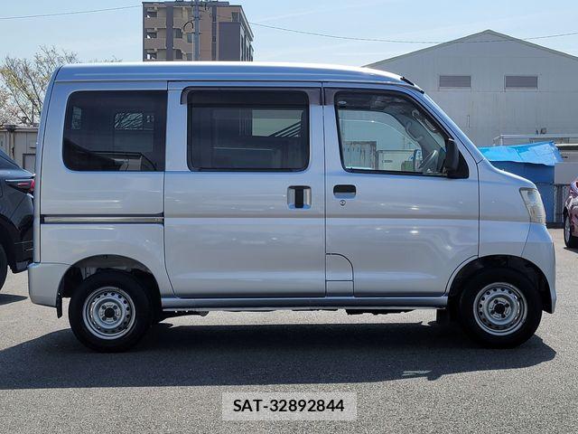 Daihatsu HIJET CARGO 2016-12 6000396-3