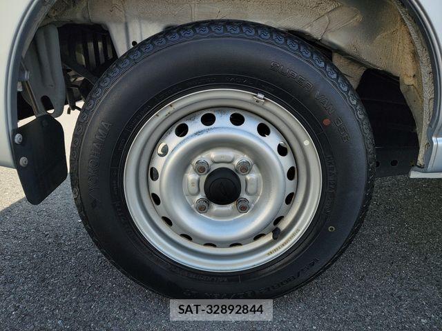 Daihatsu HIJET CARGO 2016-12 6000396-5