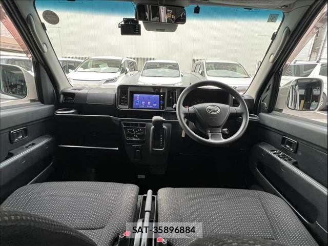 Daihatsu HIJET CARGO 2018-03 6215380-11