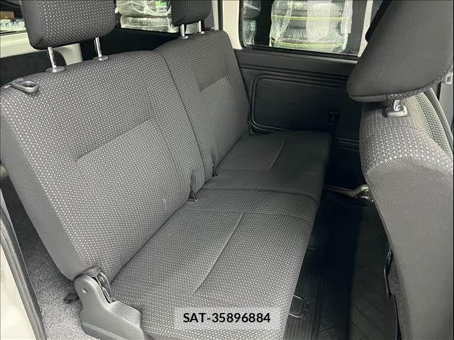 Daihatsu HIJET CARGO 2018-03 6215380-13