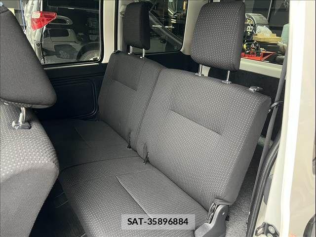Daihatsu HIJET CARGO 2018-03 6215380-15