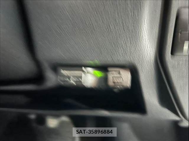 Daihatsu HIJET CARGO 2018-03 6215380-24