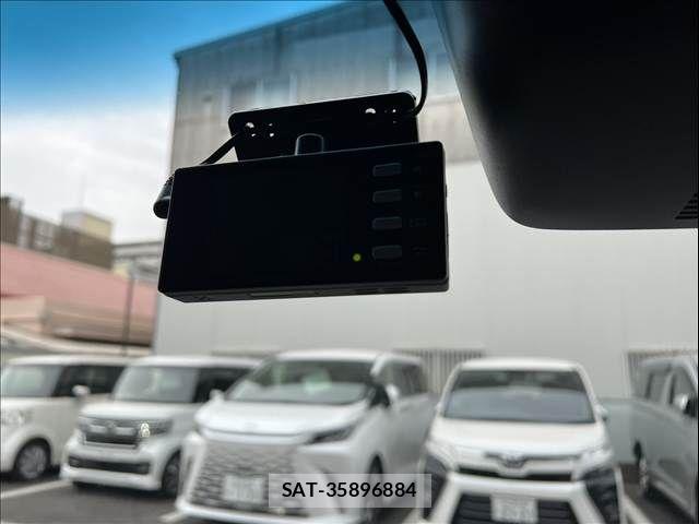 Daihatsu HIJET CARGO 2018-03 6215380-27