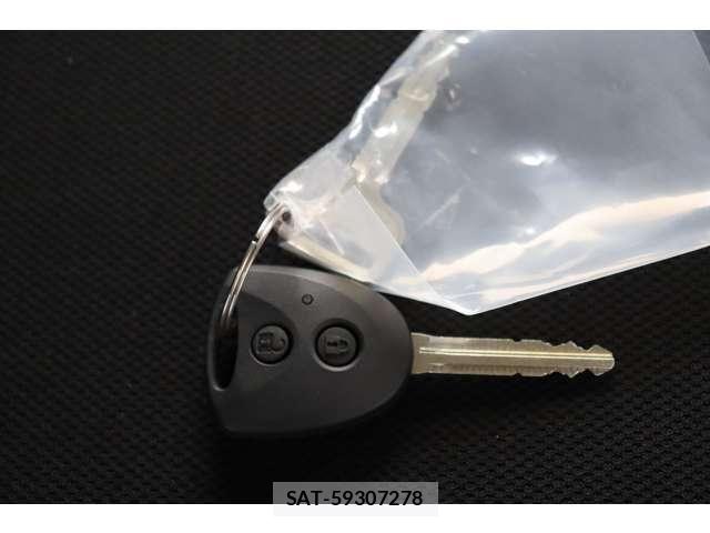 Daihatsu HIJET CARGO 2026-04 6215370-11