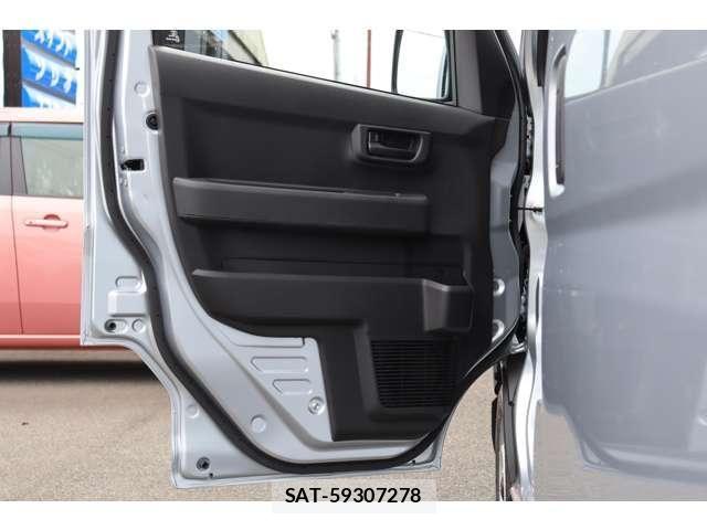 Daihatsu HIJET CARGO 2026-04 6215370-15