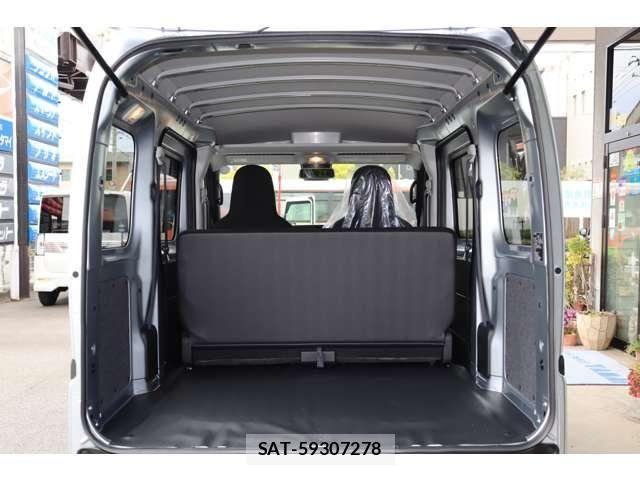 Daihatsu HIJET CARGO 2026-04 6215370-19