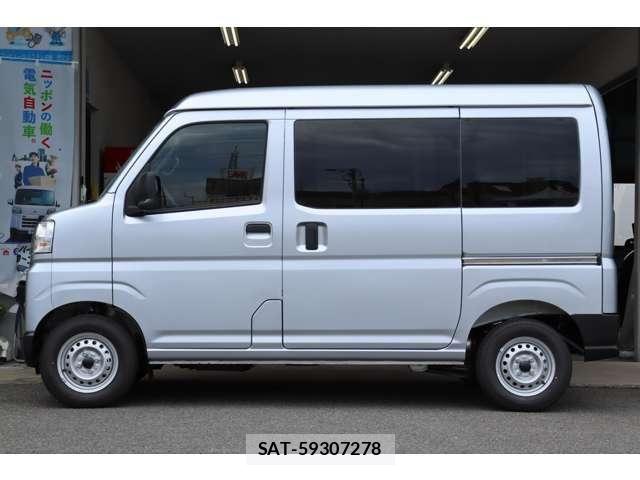 Daihatsu HIJET CARGO 2026-04 6215370-27