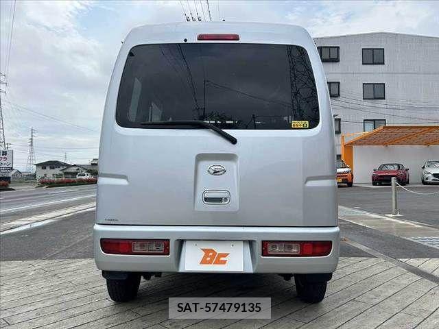 Daihatsu HIJET CARGO 2017-11 6244402-13