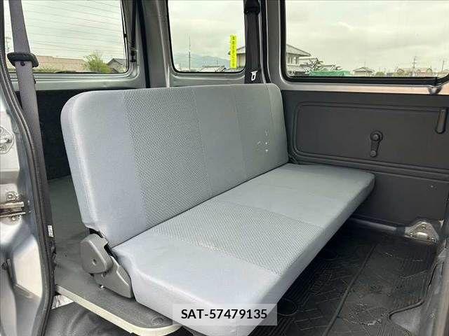 Daihatsu HIJET CARGO 2017-11 6244402-18
