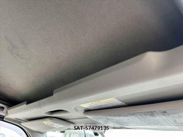 Daihatsu HIJET CARGO 2017-11 6244402-28