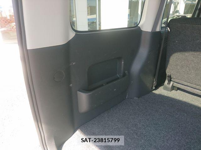 Daihatsu HIJET CARGO 2018-09 6244400-18