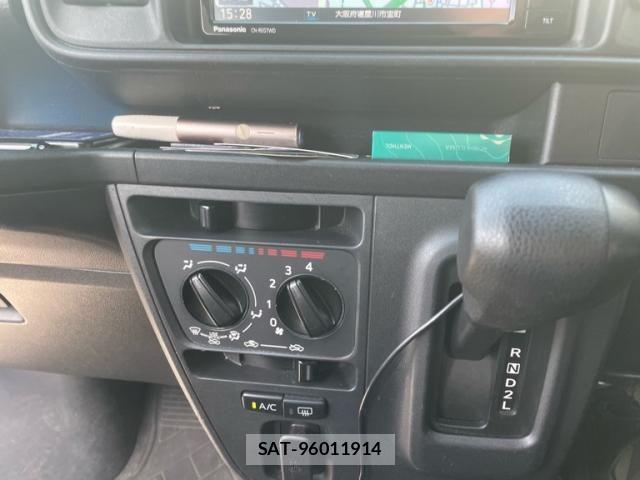 Daihatsu HIJET CARGO 2021-04 6612210-13