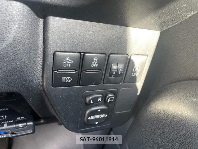 Daihatsu HIJET CARGO 2021-04 6612210-18