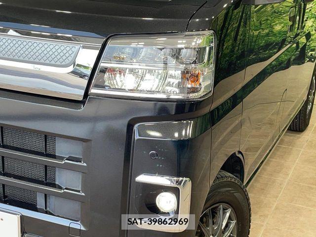 Daihatsu HIJET CARGO 2022-02 6612205-11